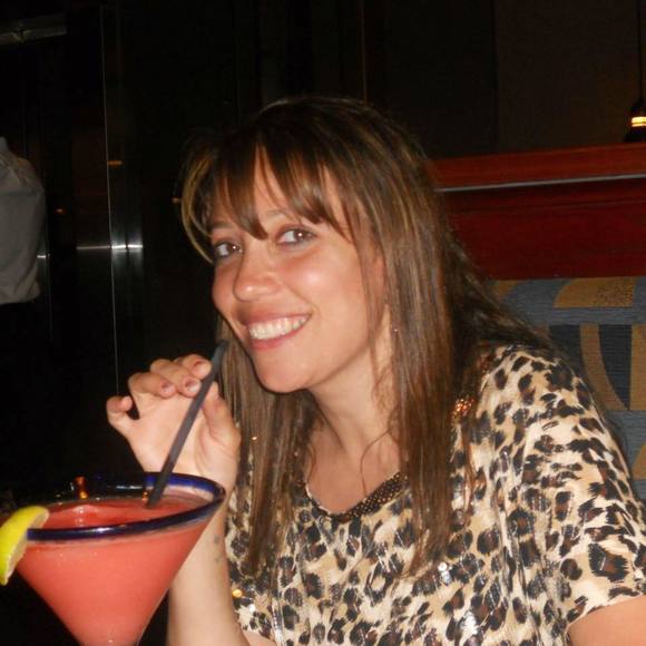 Meet your Posher, Manal