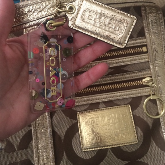 Authentic Coach purse - Picture 3 of 3