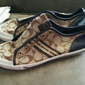 Coach shoes sz 8