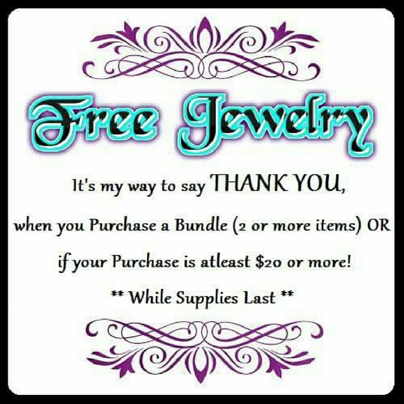 🚫SOLD!🚫 MERONA - Gorgeous Long Sleeve Dress - Picture 4 of 4