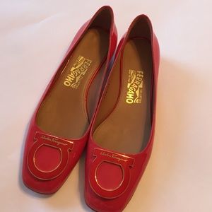 Brand New Ferragamo Sanna Flats