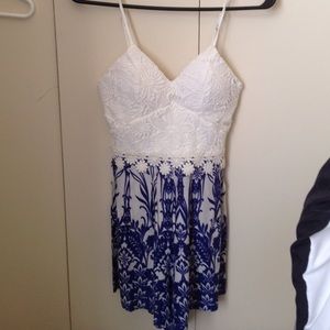 Back lace romper New!