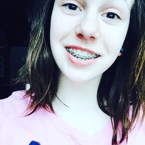 Meet your Posher, Courtney