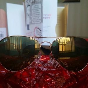 Authentic RB3025 Aviator Sunglasses