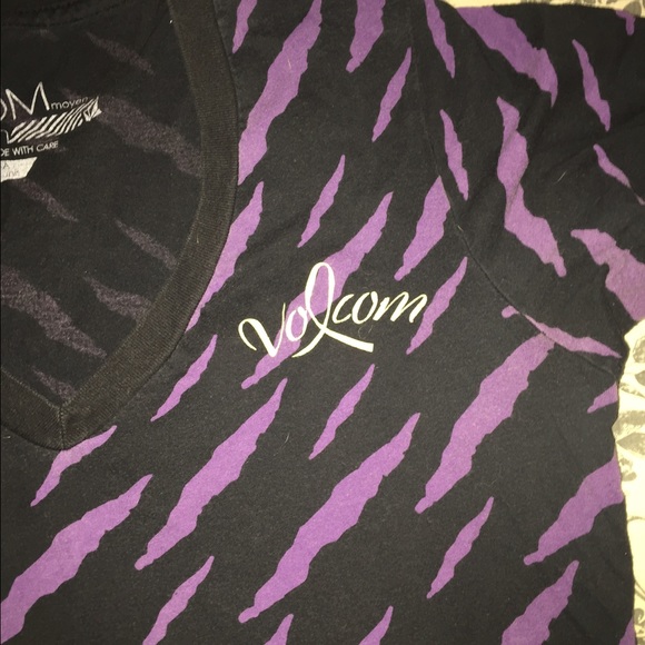 Volcom T shirt - Picture 2 of 2