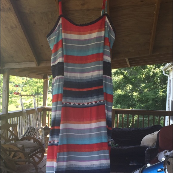 4/20.00Tribal print sundress; can be worn as a top - Picture 3 of 4