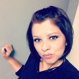 Meet your Posher, Claudia