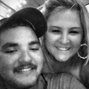 Meet your Posher, Devin