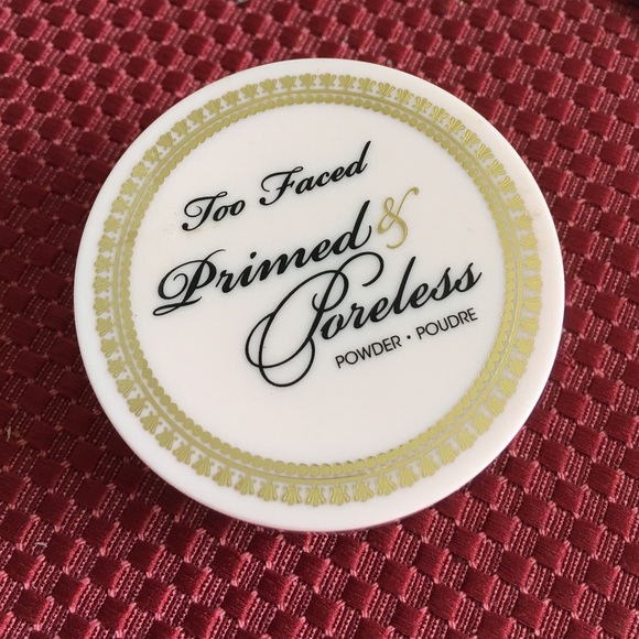 Too faced primed and poreless powder