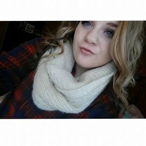 Meet your Posher, Brianna