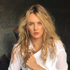 Meet your Posher, Alon