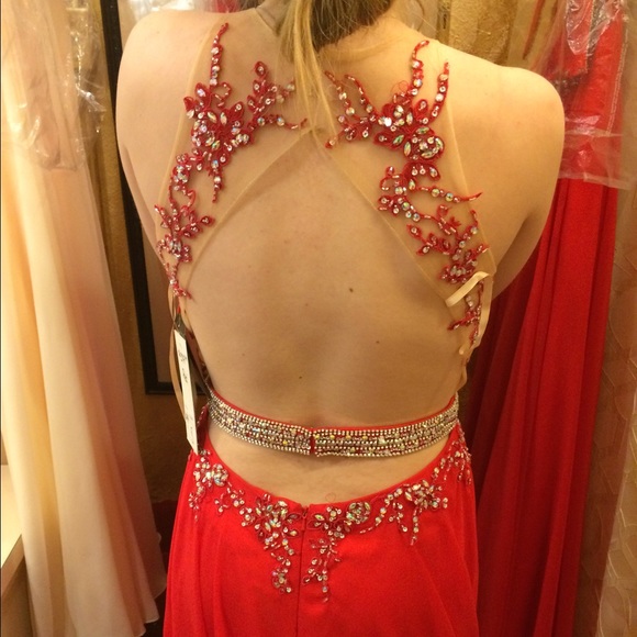 Prom dress - Picture 3 of 4