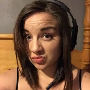 Meet your Posher, Holly