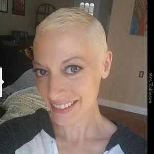 Meet your Posher, Karri