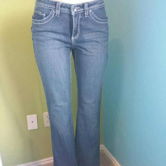 Nine West Date Night Jeans Size 6/28