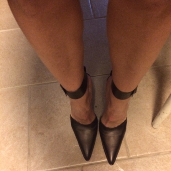 Bronze Gucci stilettos