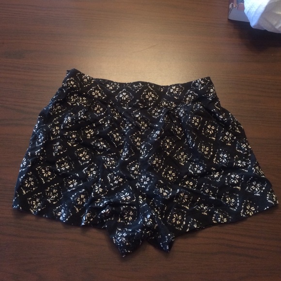 Flowy Shorts