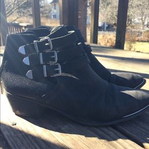 Black Sam Edelman booties