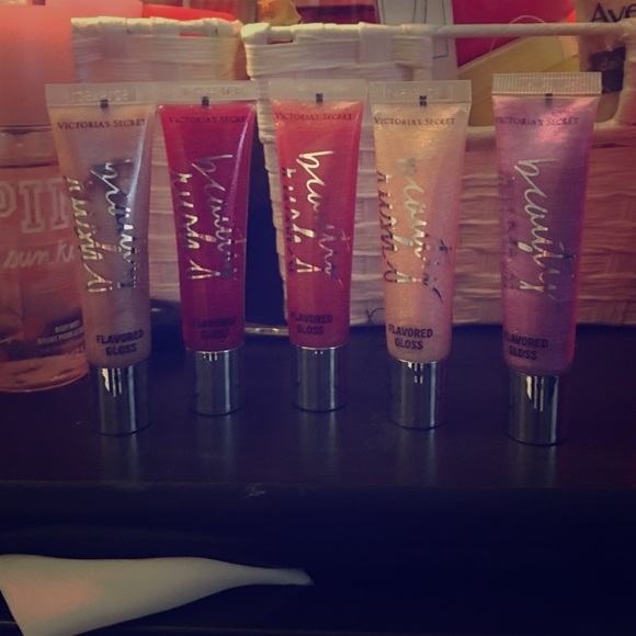 Victoria's Secret beauty rush lipgloss