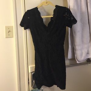 Black lace bodycon dress