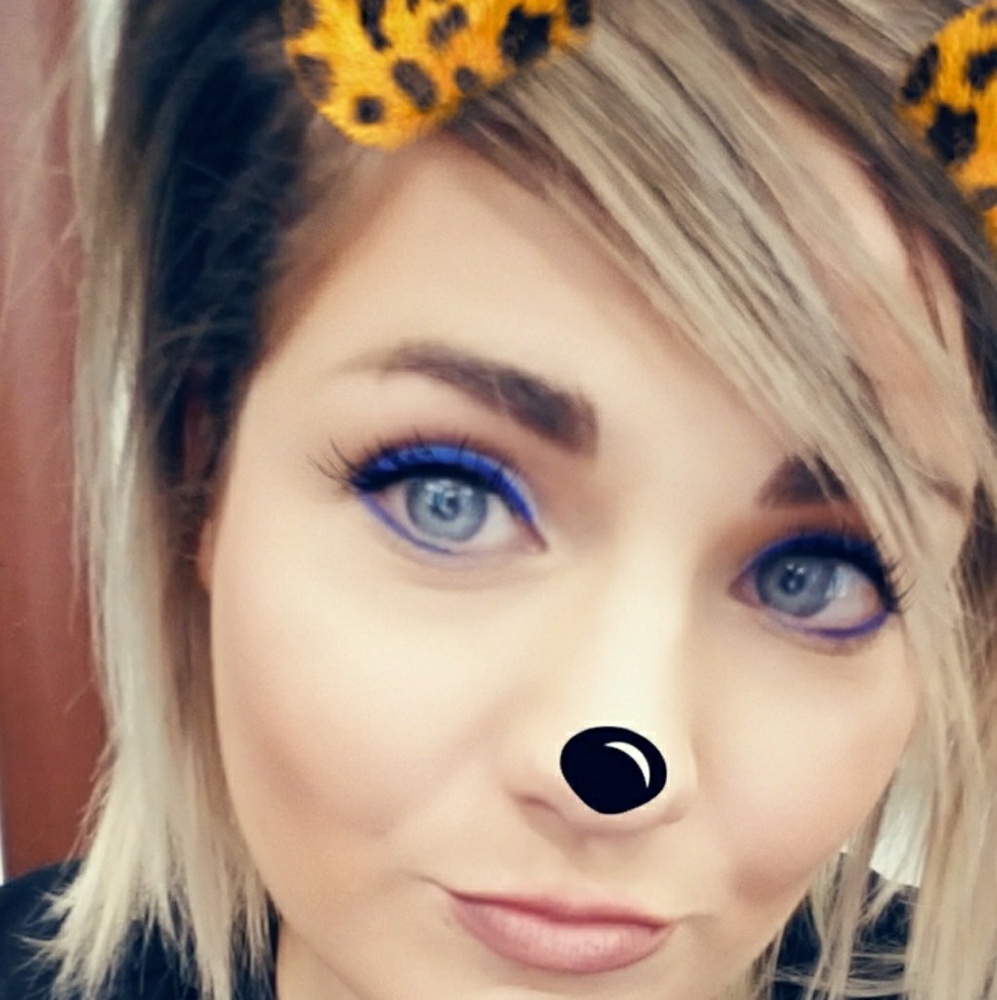 Meet your Posher, Amber