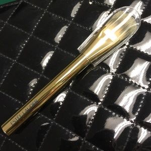 Estée Lauder foundation brush