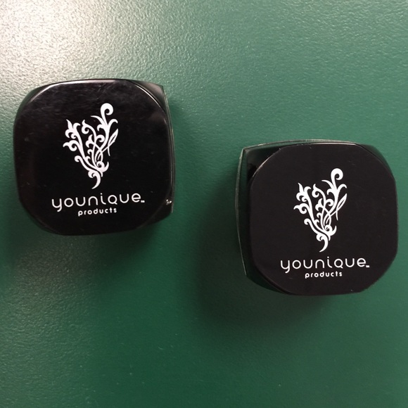 Eyeshadow x2