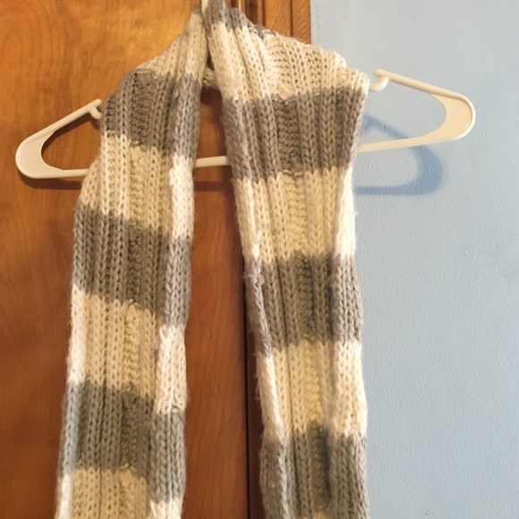 Aeropostale scarf