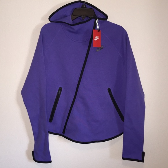 ‼️SOLD‼️ Nike Women's Tech Fleece Butterfly Hoodie Jacket💜 - Picture 4 of 4