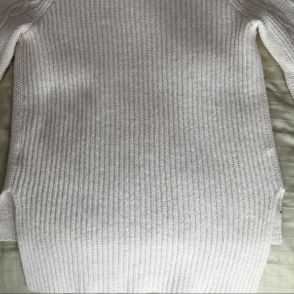 ***SOLD*** Madewell Cityblock Ivory Sweater - Picture 4 of 4