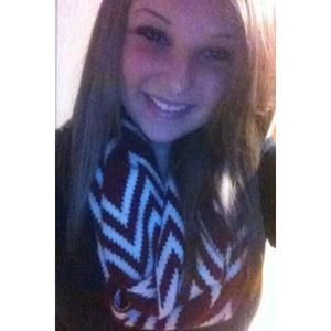 Meet your Posher, Adriana