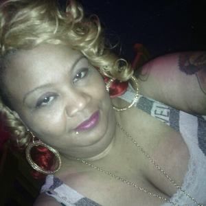 Meet your Posher, Laryssia