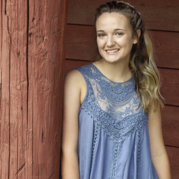 Meet your Posher, Hannah - Picture 1 of 1