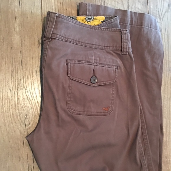 (Hollister) Tan Pants::