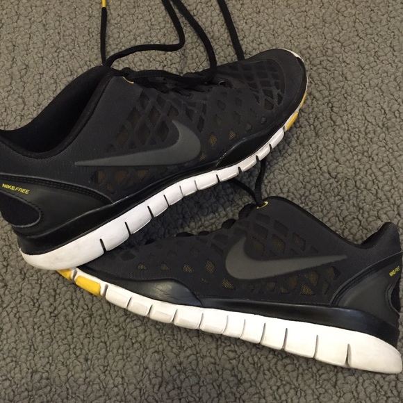 Nike Livestrong Free Run shoes