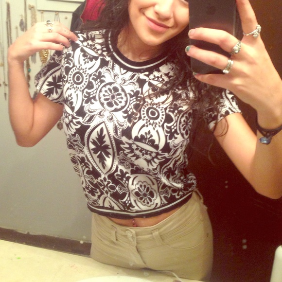 Printed crop top🙌🏽😱