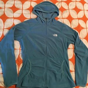 North Face TKA 100 hooded fleece!