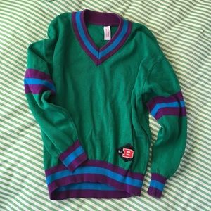 ✨🎉 SALE 🎉✨ Vintage UNITED COLORS OF BENETTON