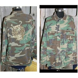 ****SOLD***** rugged Vintage Army Jacket