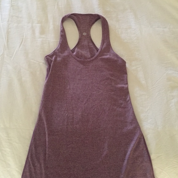Lululemon tank size 4.