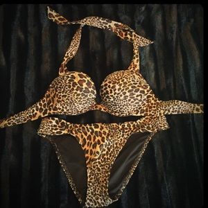 VS Super Sexy Bombshell Push-up