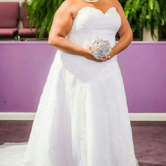 Sweetheart wedding dress