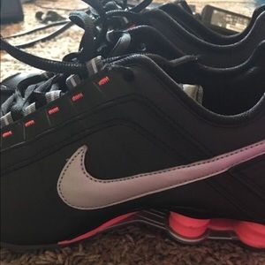 Pink and black nike shox 💕trade pending💕