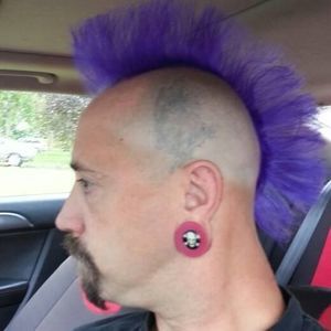 Meet your Posher, Carl