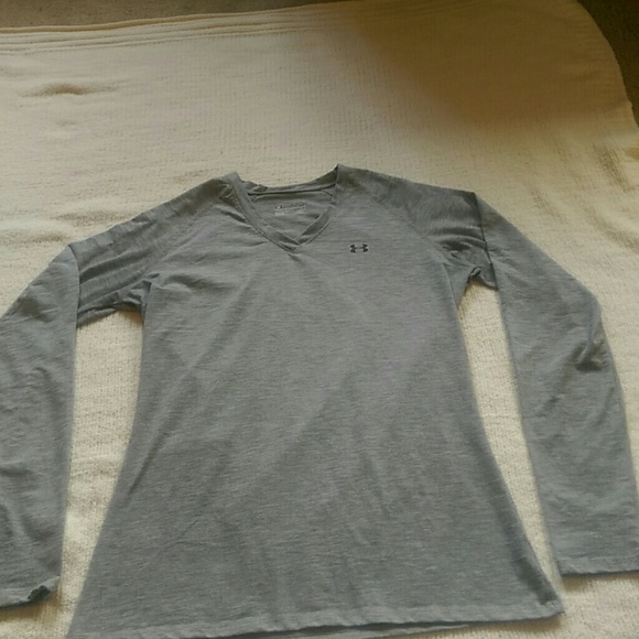 Under Armour Long Sleeve Shirt