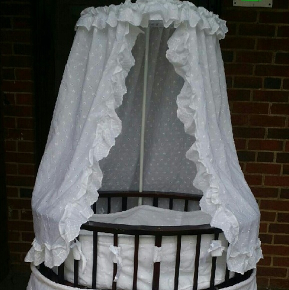 Baby bed - Picture 2 of 2