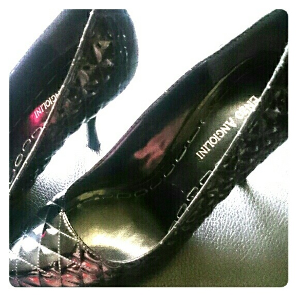 Enzo Angiolini black quilted pumps