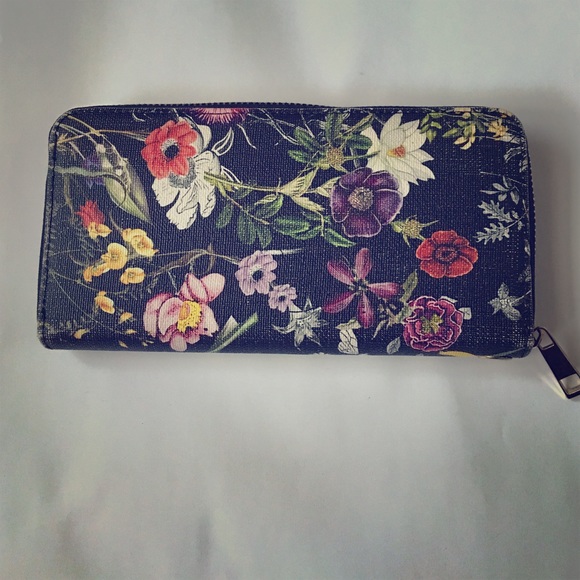 Floral wallet
