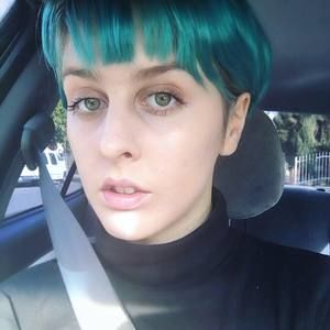 Meet your Posher, Alison