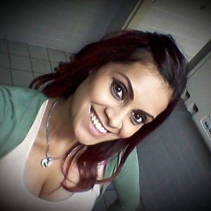 Meet your Posher, Elena